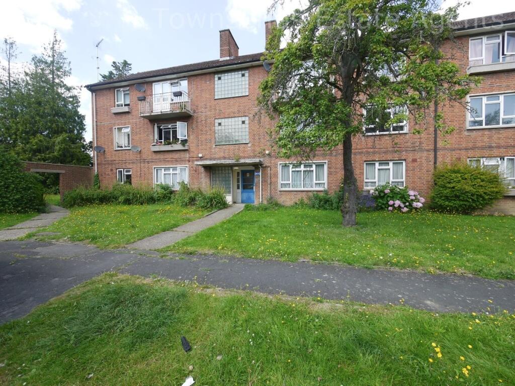 2 bed 1st Floor Flat for rent in Pinner. From Townsends