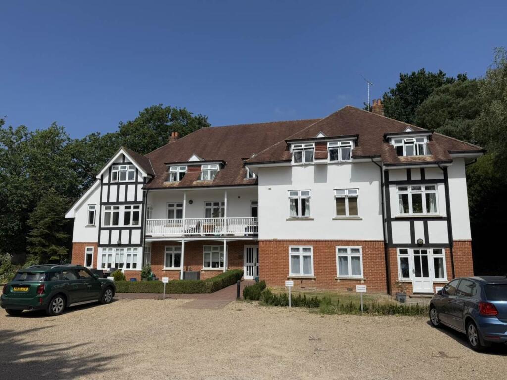 2 bed Apartment for rent in Pembury. From TW Property - Tunbridge Wells