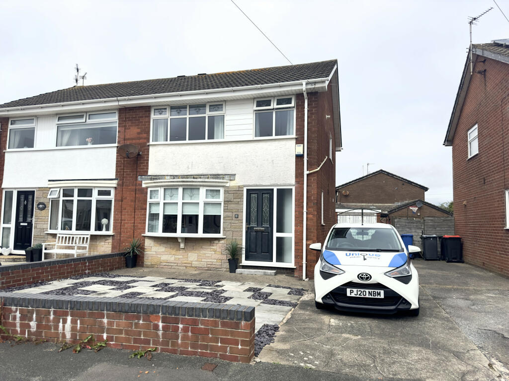 3 bed Semi-Detached House for rent in Fleetwood. From Unique Estate Agency Ltd - Fleetwood