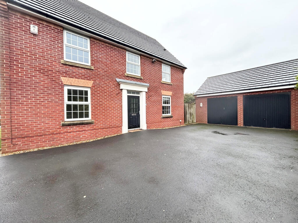 4 bed Detached for rent in Cleveleys. From Unique Estate Agency Ltd - Fleetwood 4 bed Detached for rent in Cleveleys. From Unique Estate Agency Ltd - Fleetwood