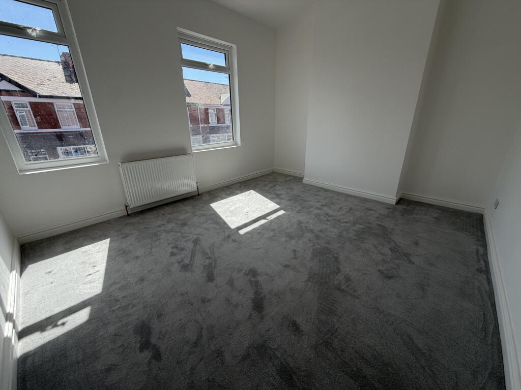 3 bed Mid Terraced House for rent in Fleetwood. From Unique Estate Agency Ltd - Fleetwood