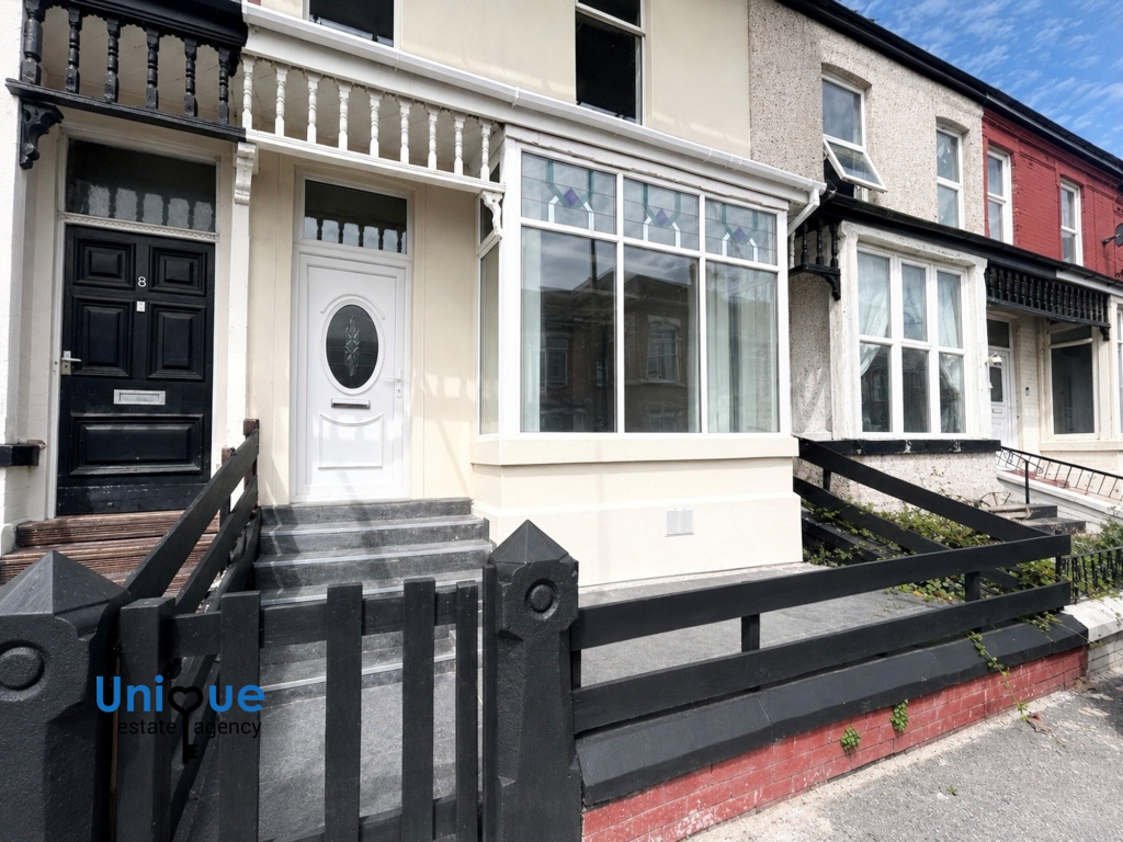 3 bed Mid Terraced House for rent in Blackpool. From Unique Estate Agency Ltd - Fleetwood