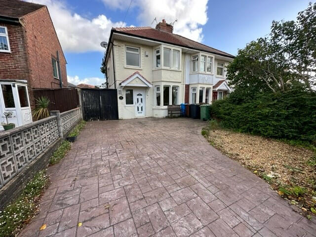 3 bed Semi-Detached House for rent in Moss Side. From Unique Estate Agency Ltd - St Annes