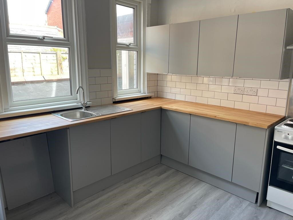 2 bed 1st Floor Flat for rent in Lytham St Anne's. From Unique Estate Agency Ltd - St Annes