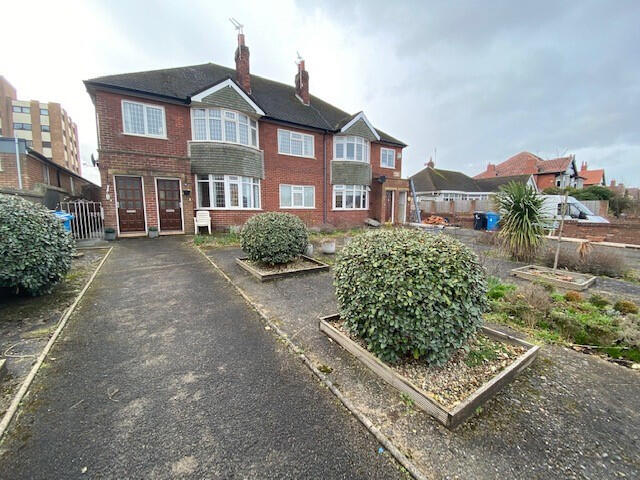2 bed Annexe for rent in Lytham St Anne's. From Unique Estate Agency Ltd - St Annes