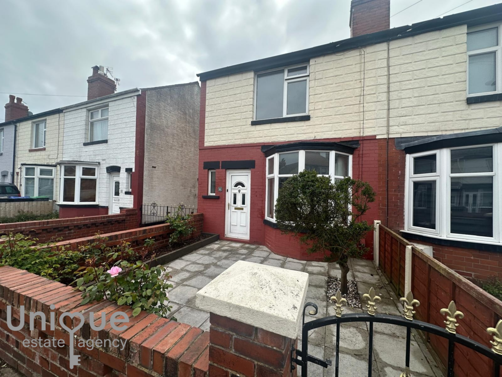 2 bed Mid Terraced House for rent in Blackpool. From Unique Estate Agency Ltd - St Annes 2 bed Mid Terraced House for rent in Blackpool. From Unique Estate Agency Ltd - St Annes