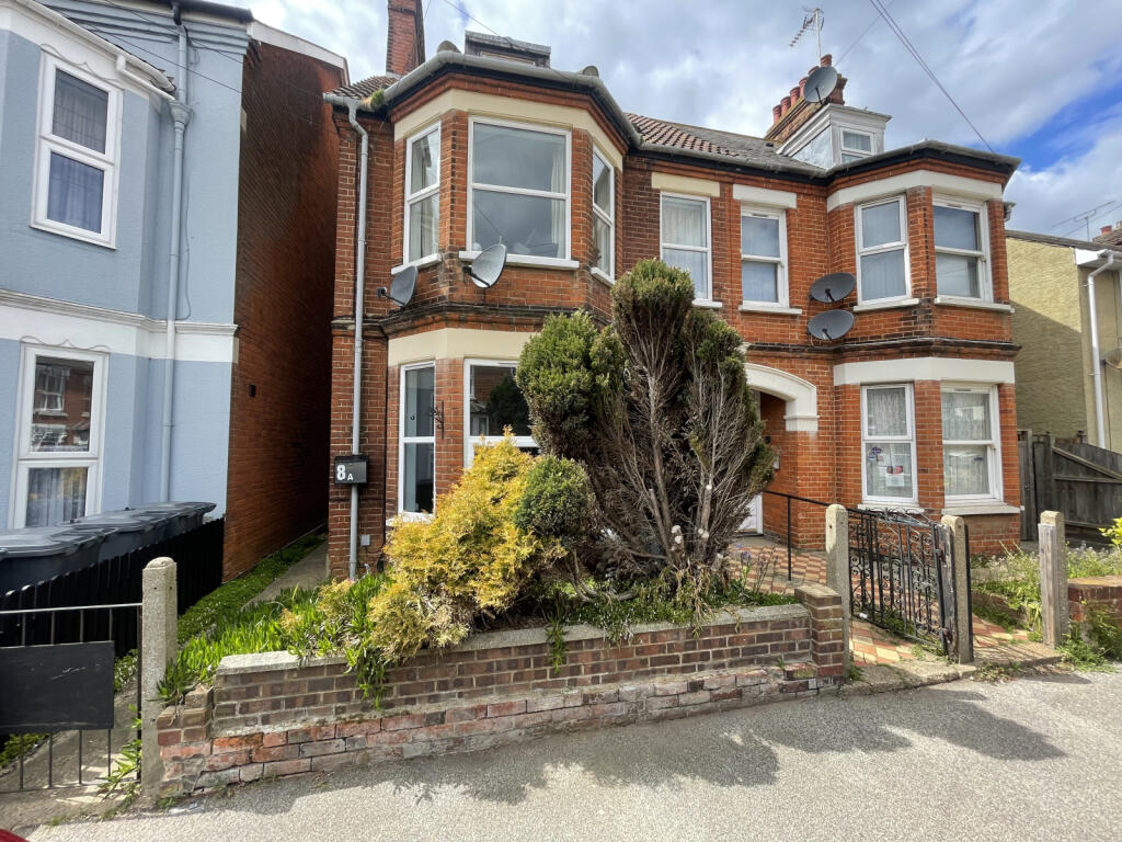 2 bed Apartment for rent in Felixstowe. From Wainwrights Estate & Lettings Agent Ltd - Felixstowe 2 bed Apartment for rent in Felixstowe. From Wainwrights Estate & Lettings Agent Ltd - Felixstowe