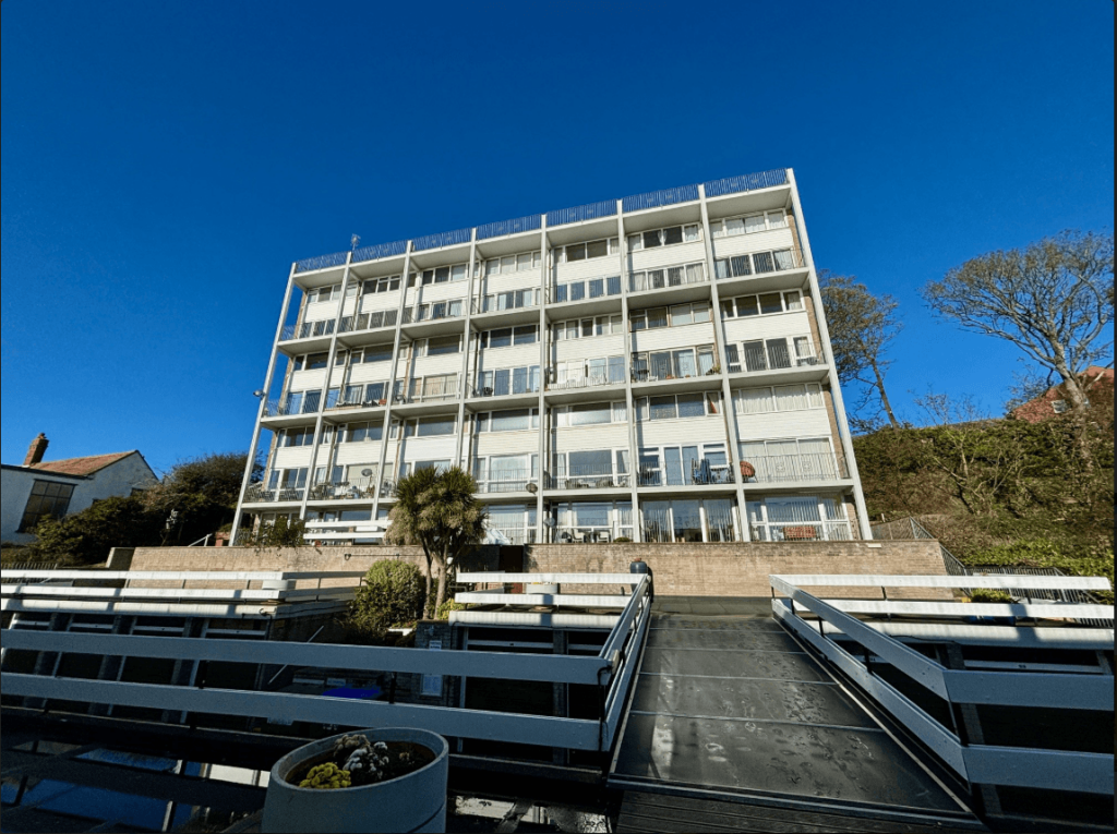 2 bed Apartment for rent in Felixstowe. From Wainwrights Estate & Lettings Agent Ltd - Felixstowe 2 bed Apartment for rent in Felixstowe. From Wainwrights Estate & Lettings Agent Ltd - Felixstowe