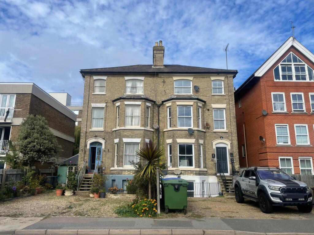 1 bed Apartment for rent in Felixstowe. From Wainwrights Estate & Lettings Agent Ltd - Felixstowe 1 bed Apartment for rent in Felixstowe. From Wainwrights Estate & Lettings Agent Ltd - Felixstowe