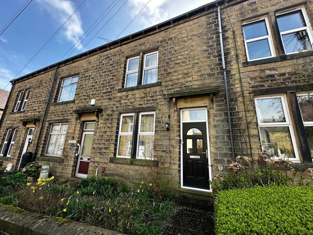 4 bed Mid Terraced House for rent in Keighley. From Day & Co Estate Agents Limited - Keighley 4 bed Mid Terraced House for rent in Keighley. From Day & Co Estate Agents Limited - Keighley