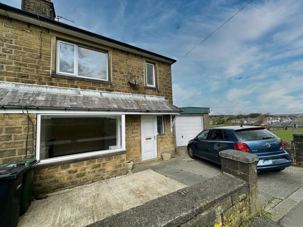 3 bed Semi Detached for rent in Haworth. From Day & Co Estate Agents Limited - Keighley
