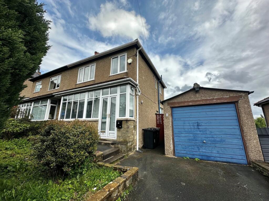 3 bed Semi Detached for rent in West Morton. From Day & Co Estate Agents Limited - Keighley 3 bed Semi Detached for rent in West Morton. From Day & Co Estate Agents Limited - Keighley