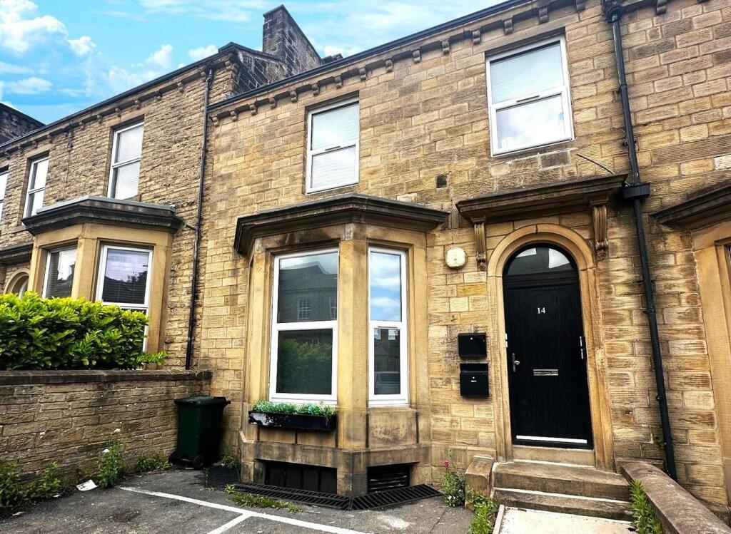 1 bed 1st Floor Flat for rent in Keighley. From Day & Co Estate Agents Limited - Keighley 1 bed 1st Floor Flat for rent in Keighley. From Day & Co Estate Agents Limited - Keighley