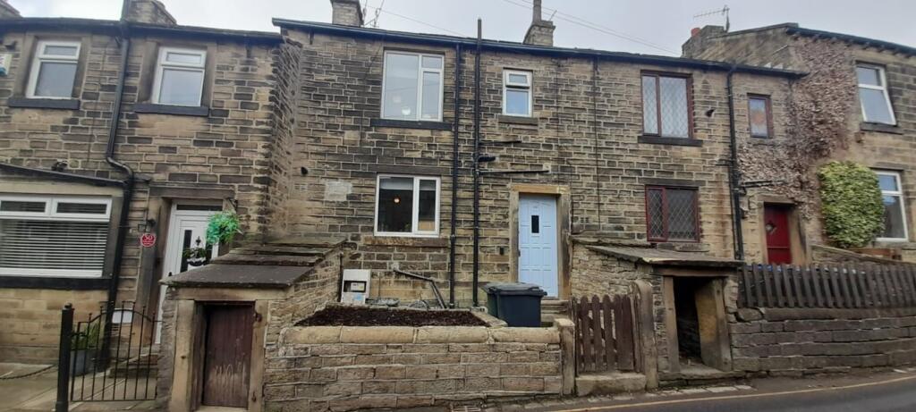 2 bed Cottage for rent in Keighley. From Day & Co Estate Agents Limited - Keighley
