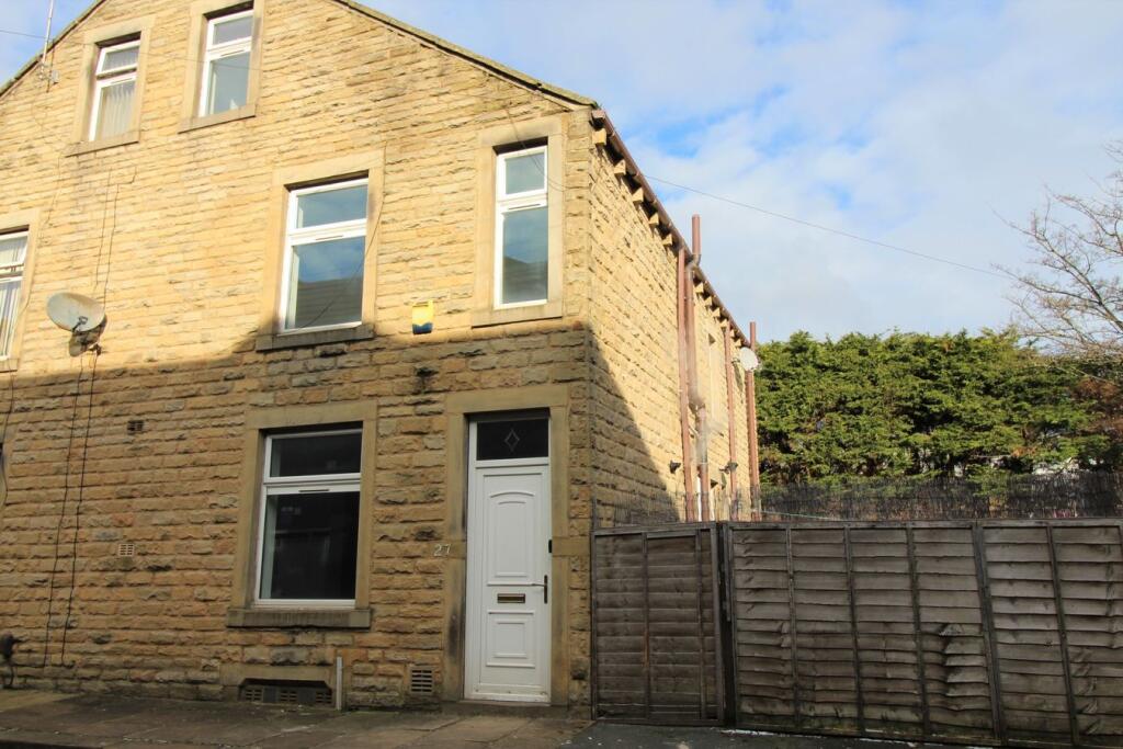 3 bed Not Specified for rent in Keighley. From Day & Co Estate Agents Limited - Keighley 3 bed Not Specified for rent in Keighley. From Day & Co Estate Agents Limited - Keighley