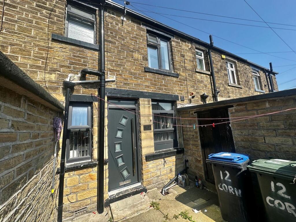 2 bed Mid Terraced House for rent in Keighley. From Day & Co Estate Agents Limited - Keighley