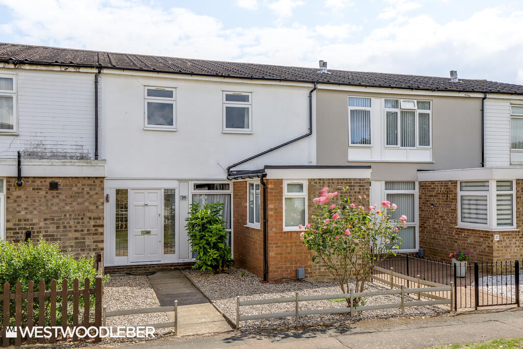 3 bed Mid Terraced House for rent in Hoddesdon. From Westwood Leber - Hertfordshire
