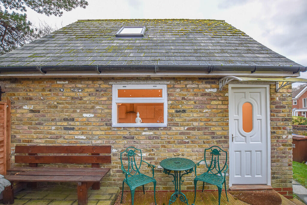 1 bed House (unspecified) for rent in Potters Bar. From Westwood Leber - Hertfordshire 1 bed House (unspecified) for rent in Potters Bar. From Westwood Leber - Hertfordshire