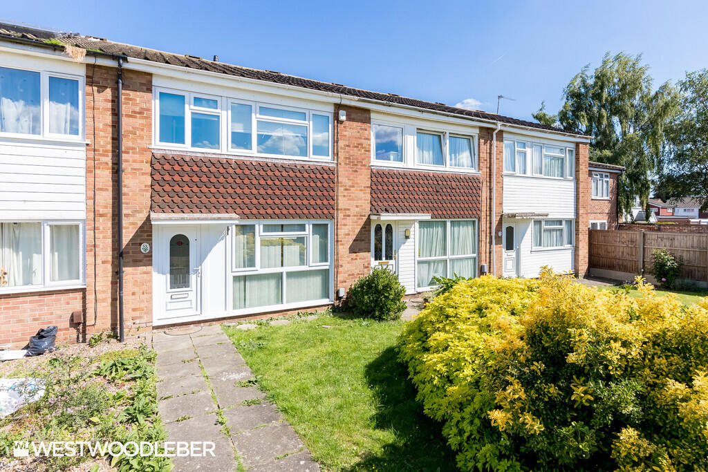 3 bed Mid Terraced House for rent in Hoddesdon. From Westwood Leber - Hertfordshire