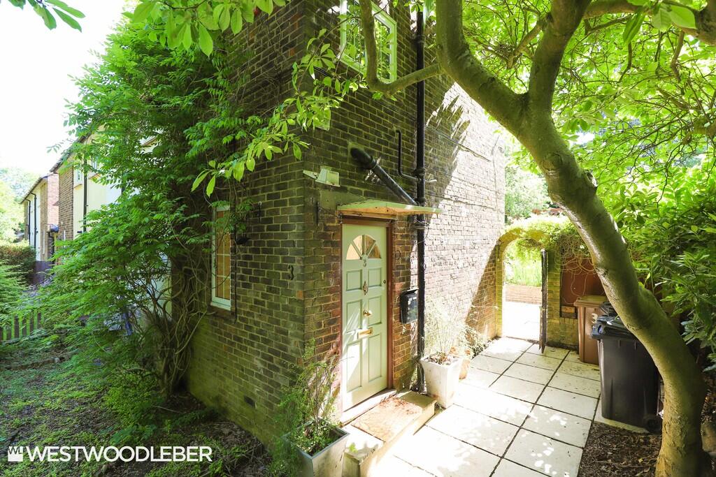 3 bed Semi Detached for rent in Stanstead Abbotts. From Westwood Leber - Hertfordshire 3 bed Semi Detached for rent in Stanstead Abbotts. From Westwood Leber - Hertfordshire