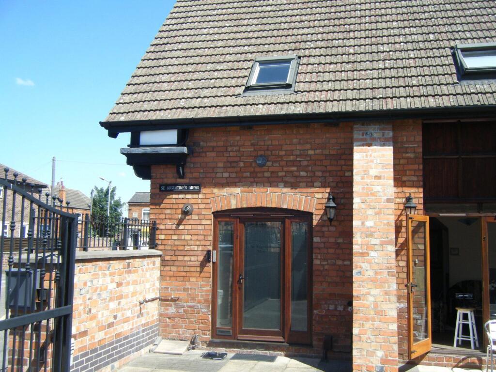 2 bed End of Terrace for rent in Newark-on-Trent. From Whitegates - Newark