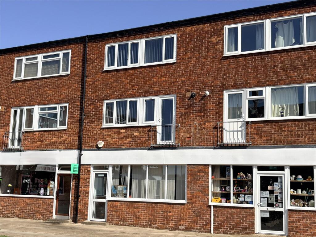 3 bed Apartment for rent in Newark-on-Trent. From Whitegates - Newark