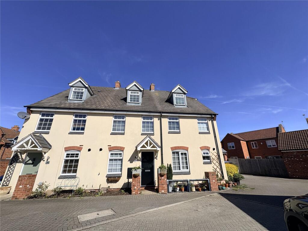 3 bed Town House for rent in Witham St Hughs. From Whitegates - Newark