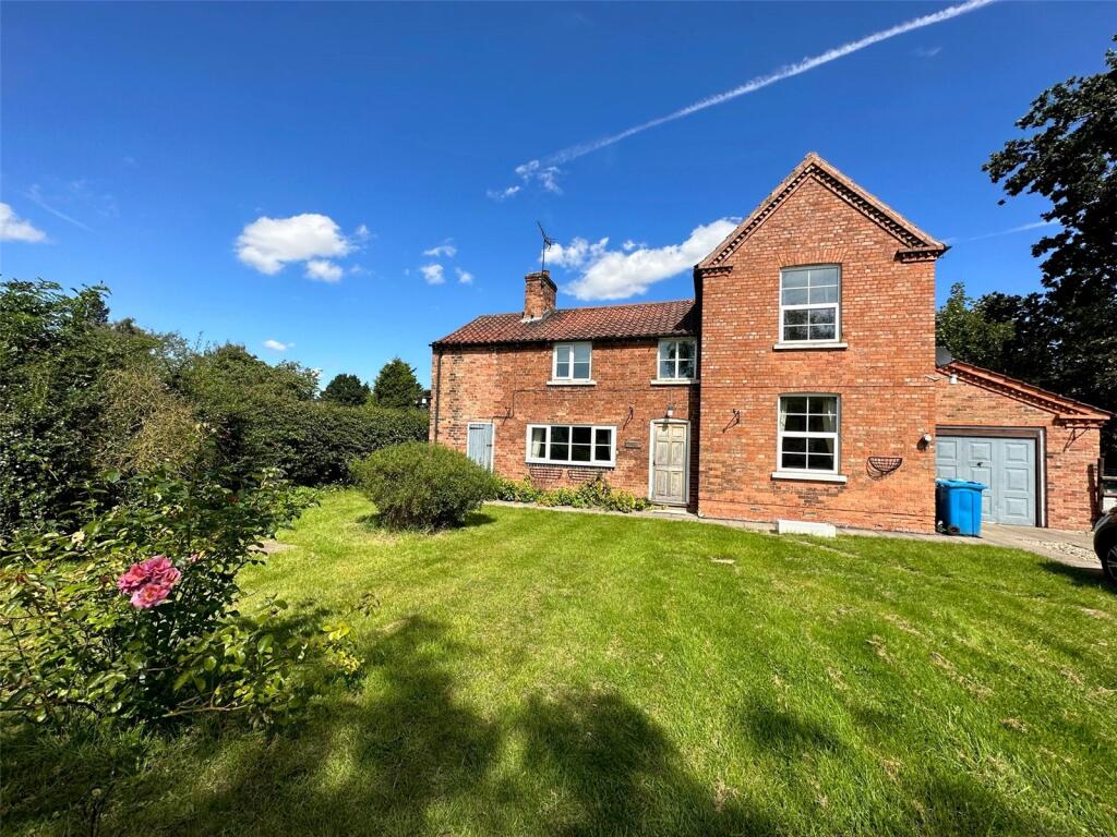 3 bed Detached for rent in Normanton on Trent. From Whitegates - Newark 3 bed Detached for rent in Normanton on Trent. From Whitegates - Newark