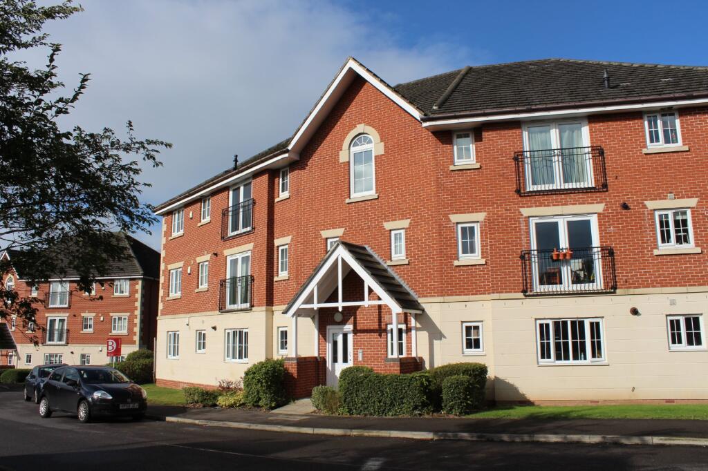 2 bed Apartment for rent in Renishaw. From Whitegates - Newark