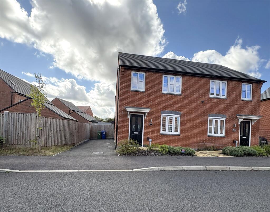 3 bed Semi Detached for rent in Mansfield. From Whitegates - Newark