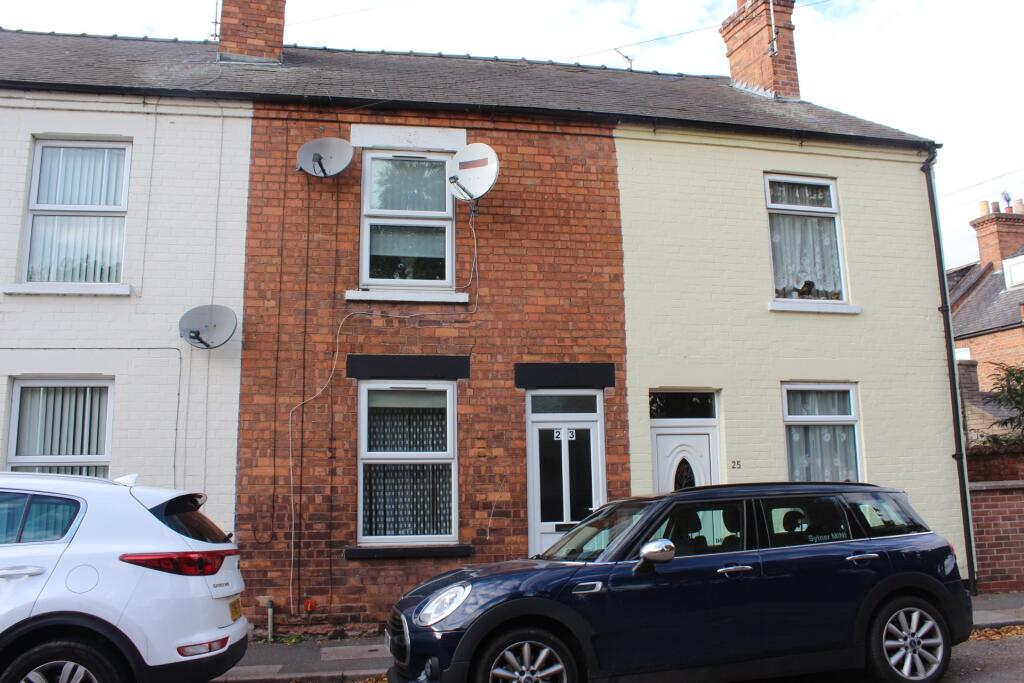 2 bed Mid Terraced House for rent in Newark-on-Trent. From Whitegates - Newark