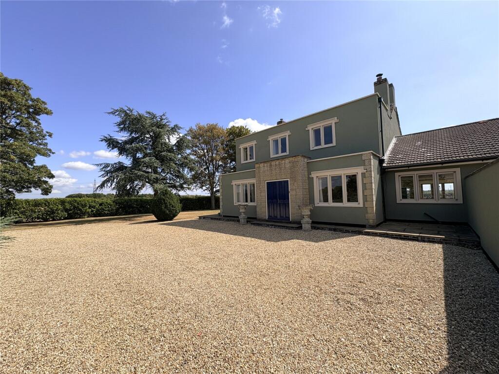 4 bed Detached for rent in Cotham. From Whitegates - Newark