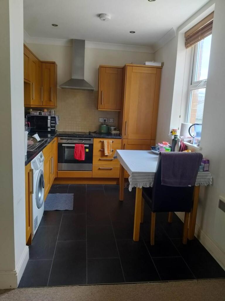 2 bed 1st Floor Flat for rent in Reading. From Wildheart Residential Management Limited - Epsom