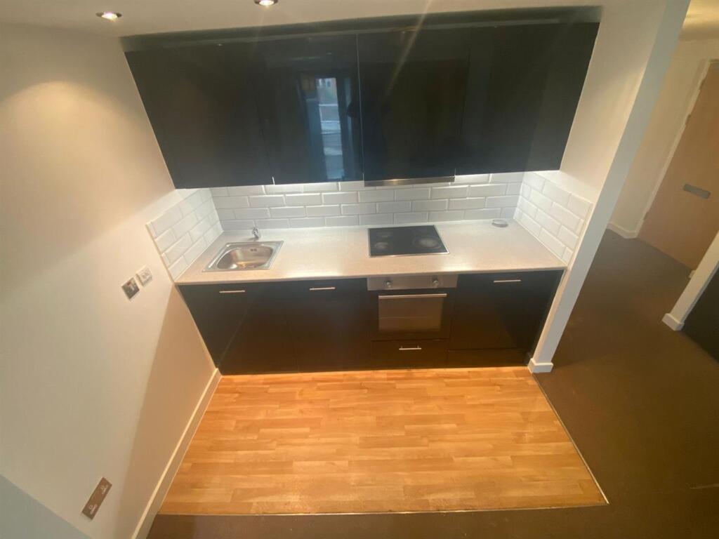 2 bed Apartment for rent in West Bridgford. From Wildheart Residential Management Limited - Epsom 2 bed Apartment for rent in West Bridgford. From Wildheart Residential Management Limited - Epsom