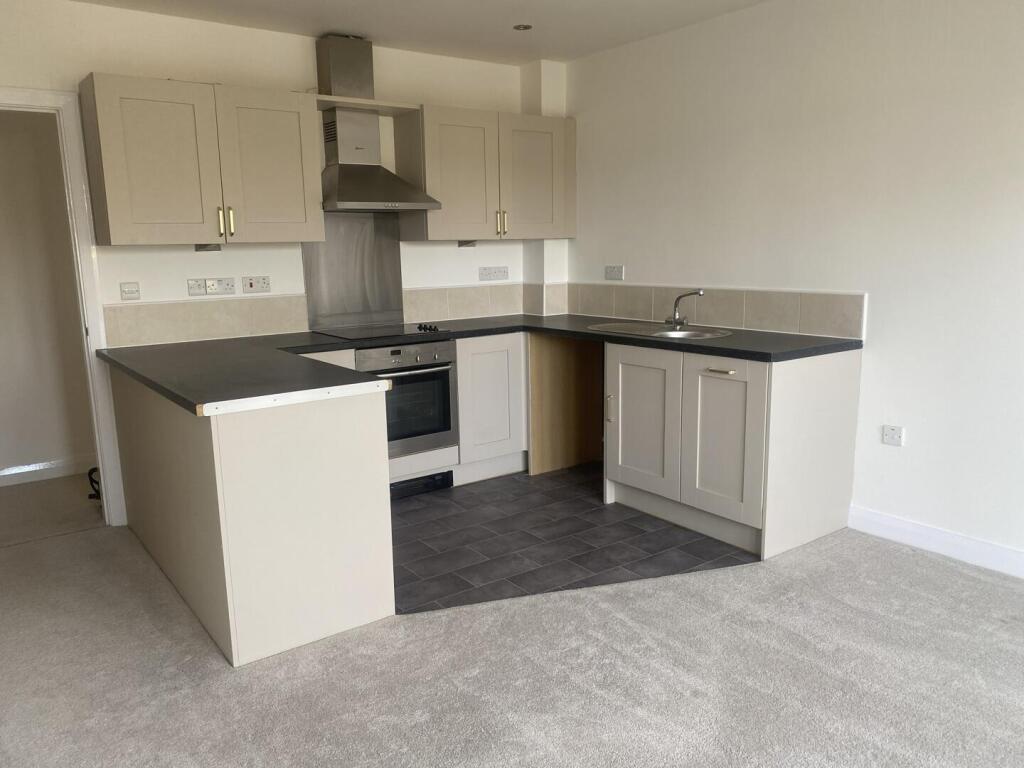 2 bed Apartment for rent in Laughton en le Morthen. From Wildheart Residential Management Limited - Epsom 2 bed Apartment for rent in Laughton en le Morthen. From Wildheart Residential Management Limited - Epsom