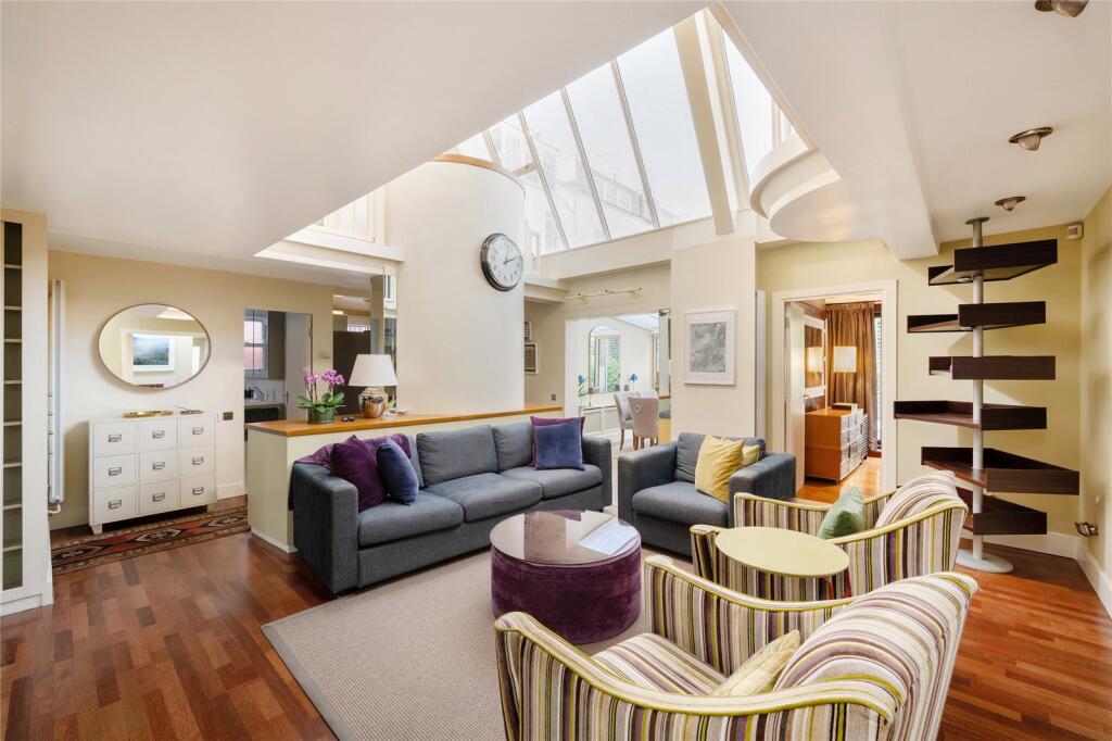 2 bed Detached for rent in Kensington. From Wilfords London - Kensington