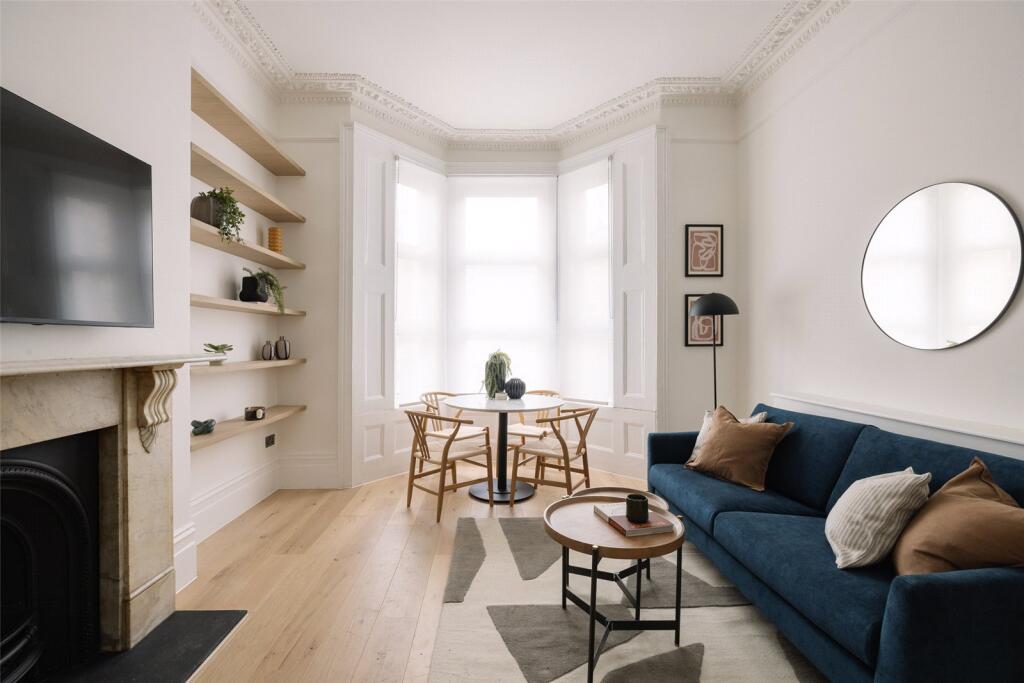 2 bed Apartment for rent in Kensington. From Wilfords London - Kensington