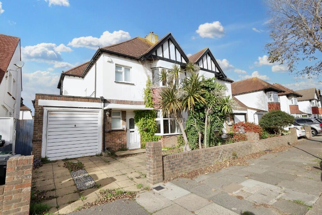 3 bed Semi Detached for rent in Portslade-by-Sea. From Dean & Co - Hove