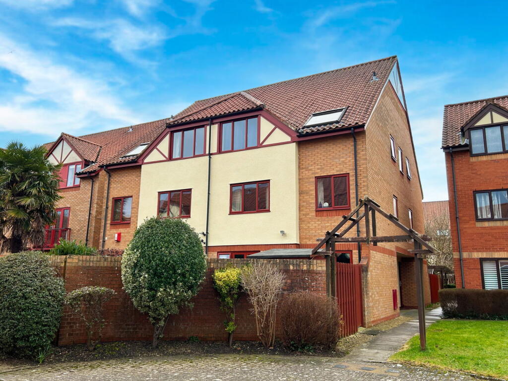 2 bed 1st Floor Flat for rent in Bristol. From Debbie Fortune Estate Agents - Congresbury 2 bed 1st Floor Flat for rent in Bristol. From Debbie Fortune Estate Agents - Congresbury