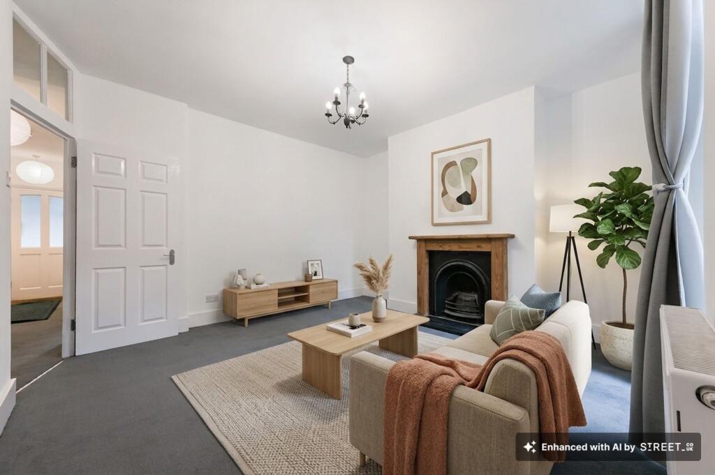 3 bed 1st Floor Flat for rent in Hammersmith. From Willmotts - London