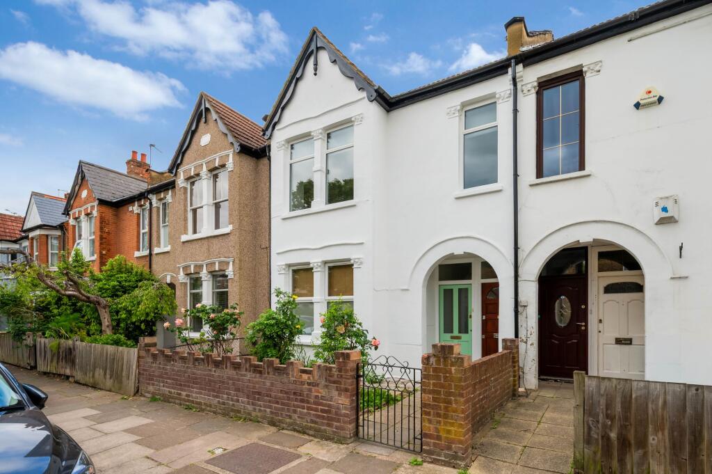 2 bed Apartment for rent in Brentford. From Willmotts - London