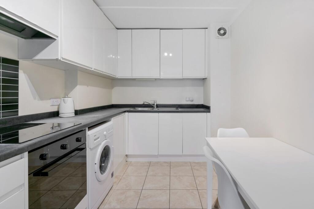 1 bed 1st Floor Flat for rent in London. From Willmotts - London