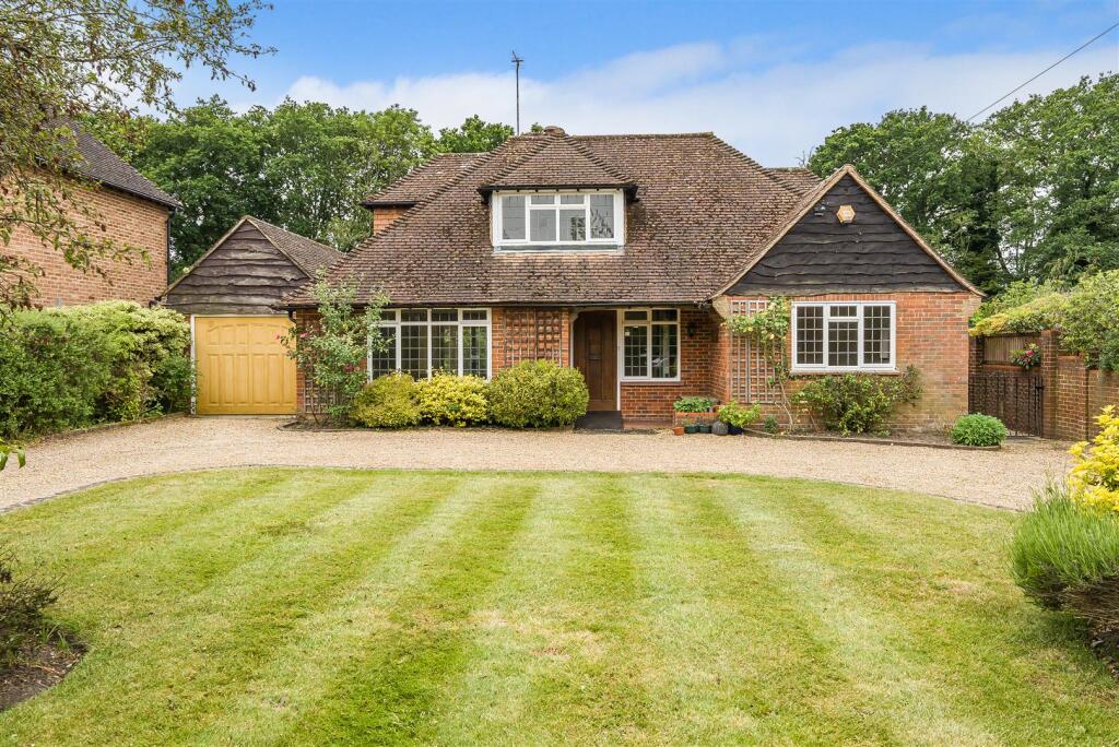 4 bed Detached for rent in West Horsley. From Wills & Smerdon