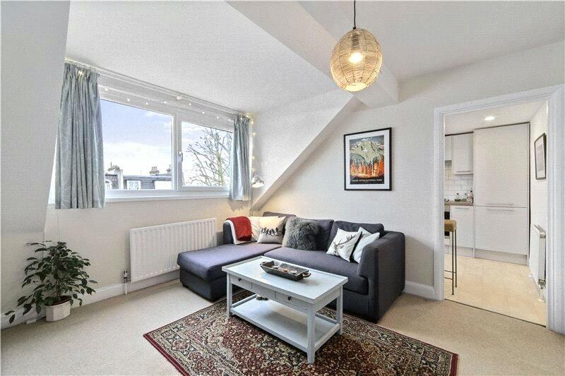 2 bed Apartment for rent in London. From Winkworth - Fulham