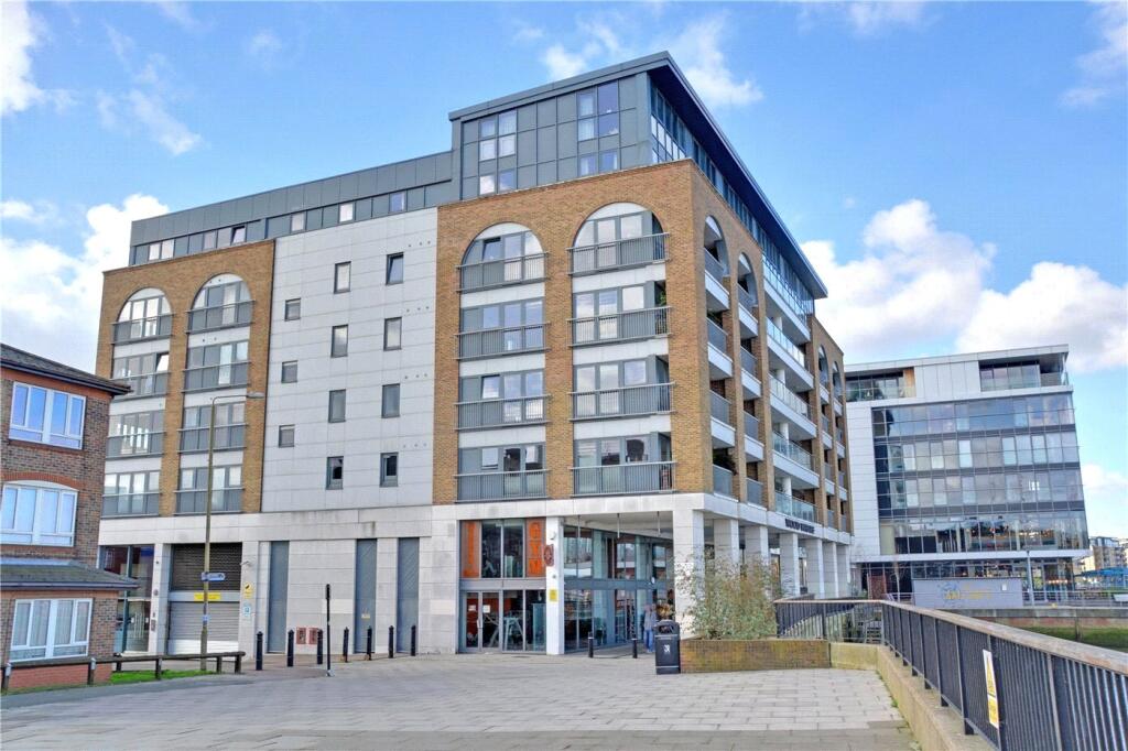 2 bed Apartment for rent in London. From Winkworth - Greenwich