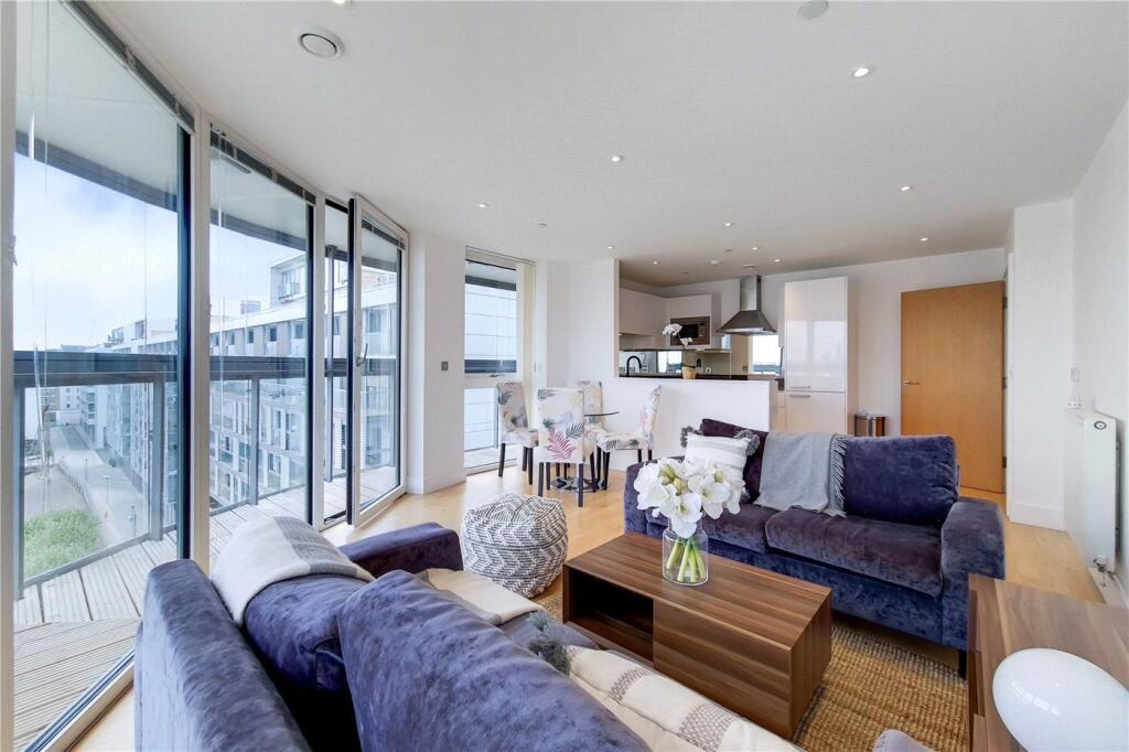 3 bed Apartment for rent in Greenwich. From Winkworth - Greenwich