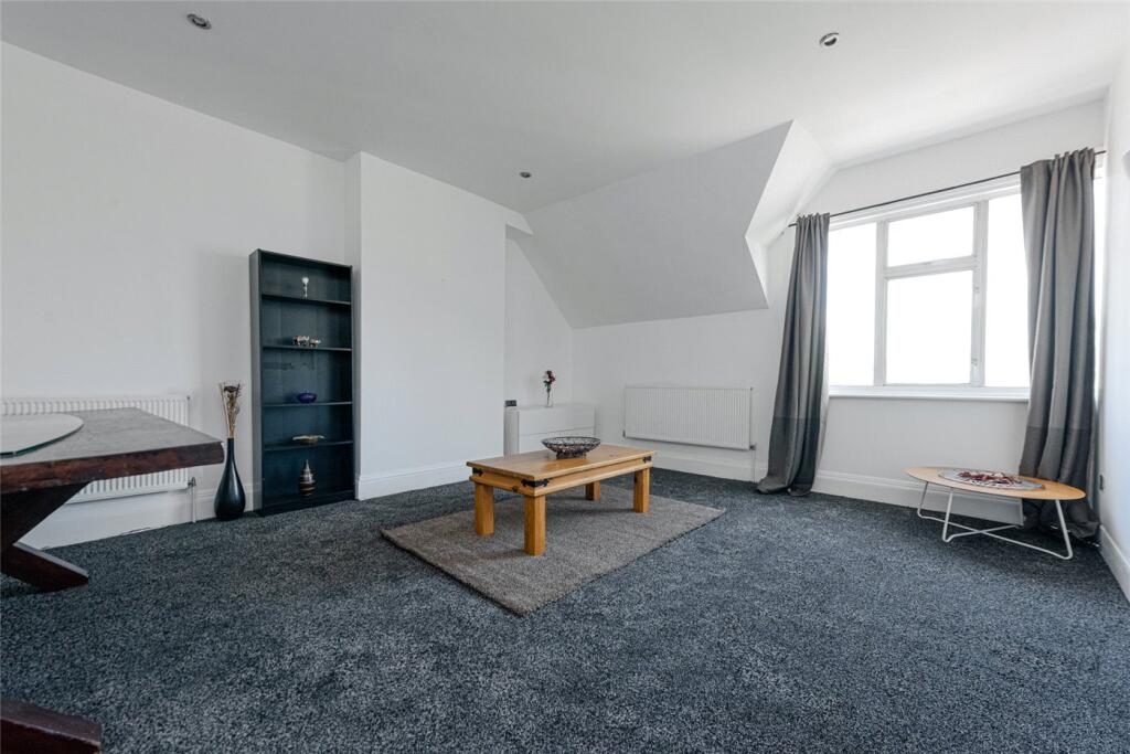 3 bed Apartment for rent in London. From Winkworth - Kensal Rise & Queen's Park