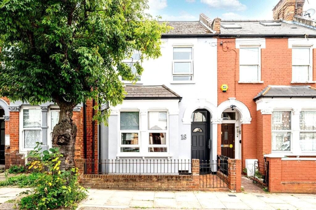 3 bed Mid Terraced House for rent in London. From Winkworth - Kensal Rise & Queen's Park