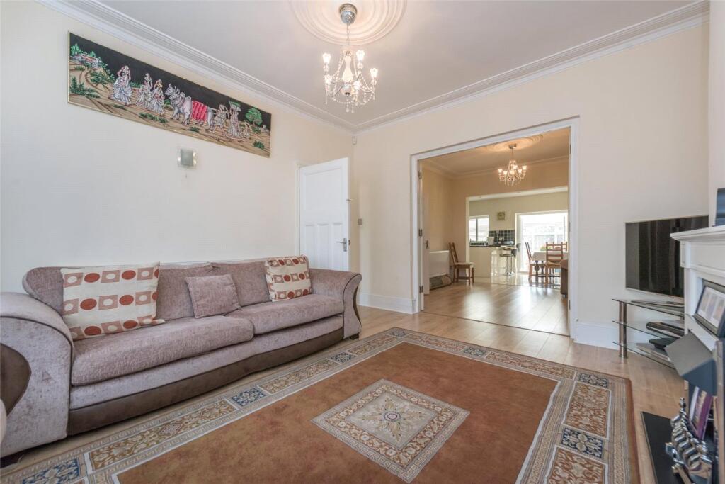 3 bed Semi Detached for rent in London. From Winkworth - Kensal Rise & Queen's Park 3 bed Semi Detached for rent in London. From Winkworth - Kensal Rise & Queen's Park