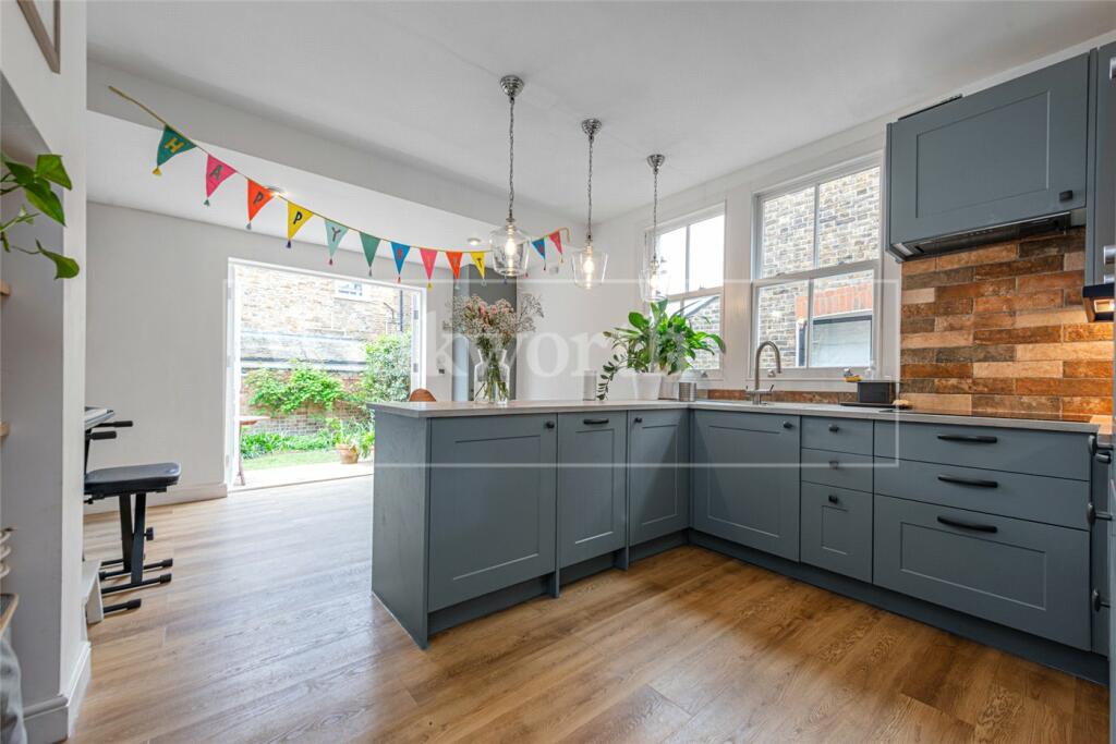 2 bed Apartment for rent in London. From Winkworth - Kensal Rise & Queen's Park